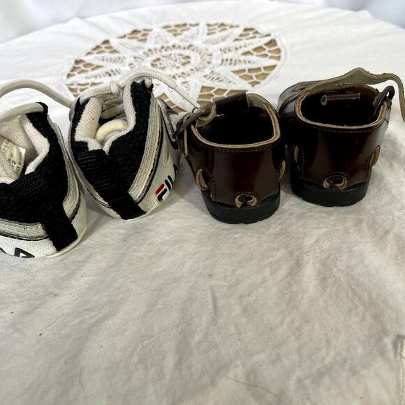 lot of 2 Pair Baby Infant shoes size 2 FILA and Stride Rite Leather  sneakers - Picture 10 of 11